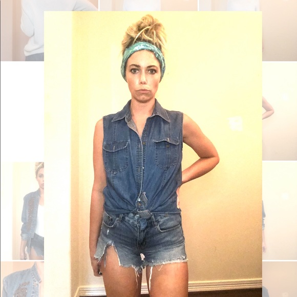 Jean button down - Picture 2 of 3